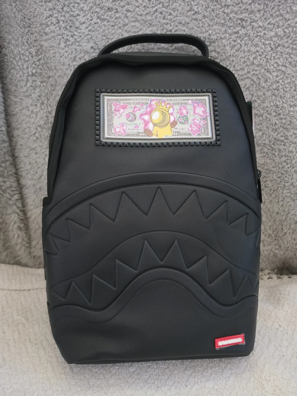 MONEY SEAL - (15 DIFFERENT MONEY BILL DESIGNS MYSTERY PACK) BACKPACK